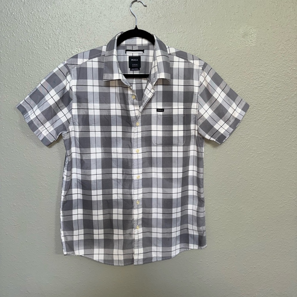 RVCA Gray and White Plaid Short Sleeve Button-Down Shirt